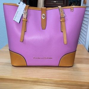 NWT Dooney & Bourke Purple Purse.